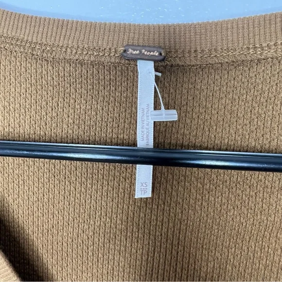 Free People Wear Me Out Top NWOT - Picture 6 of 6